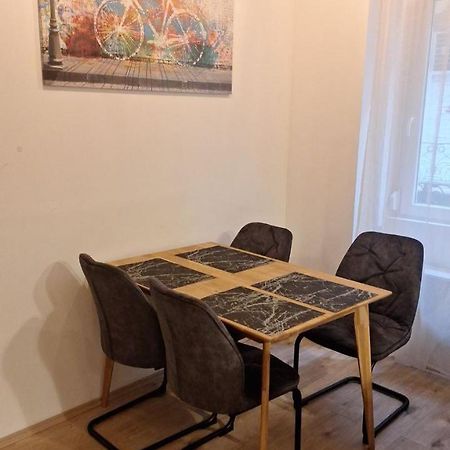 New Dob 53/3 Center Apartment Budapest Luaran gambar
